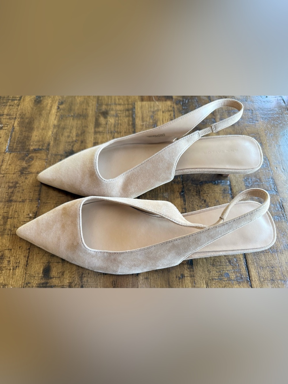 Ann Taylor Suede Slingback Kitten Heel • Cream • Women’s 6.5 M • Pointed Toe